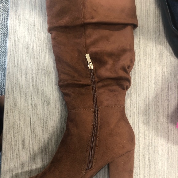 JustFab size 9 brown boots NWOT - Picture 2 of 3
